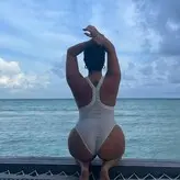 Demi Lovato голая #1337