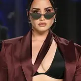 Demi Lovato голая #1467