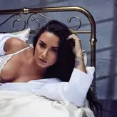 Demi Lovato голая #1483