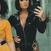 Demi Lovato голая #1506