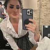 Demi Lovato голая #1572