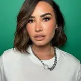 Demi Lovato голая #1671