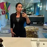 Demi Lovato голая #1672