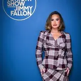 Demi Lovato голая #1690