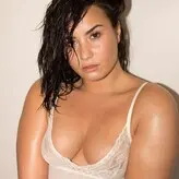 Demi Lovato голая #1727