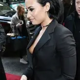 Demi Lovato голая #1731