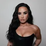 Demi Lovato голая #1750