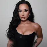 Demi Lovato голая #1755