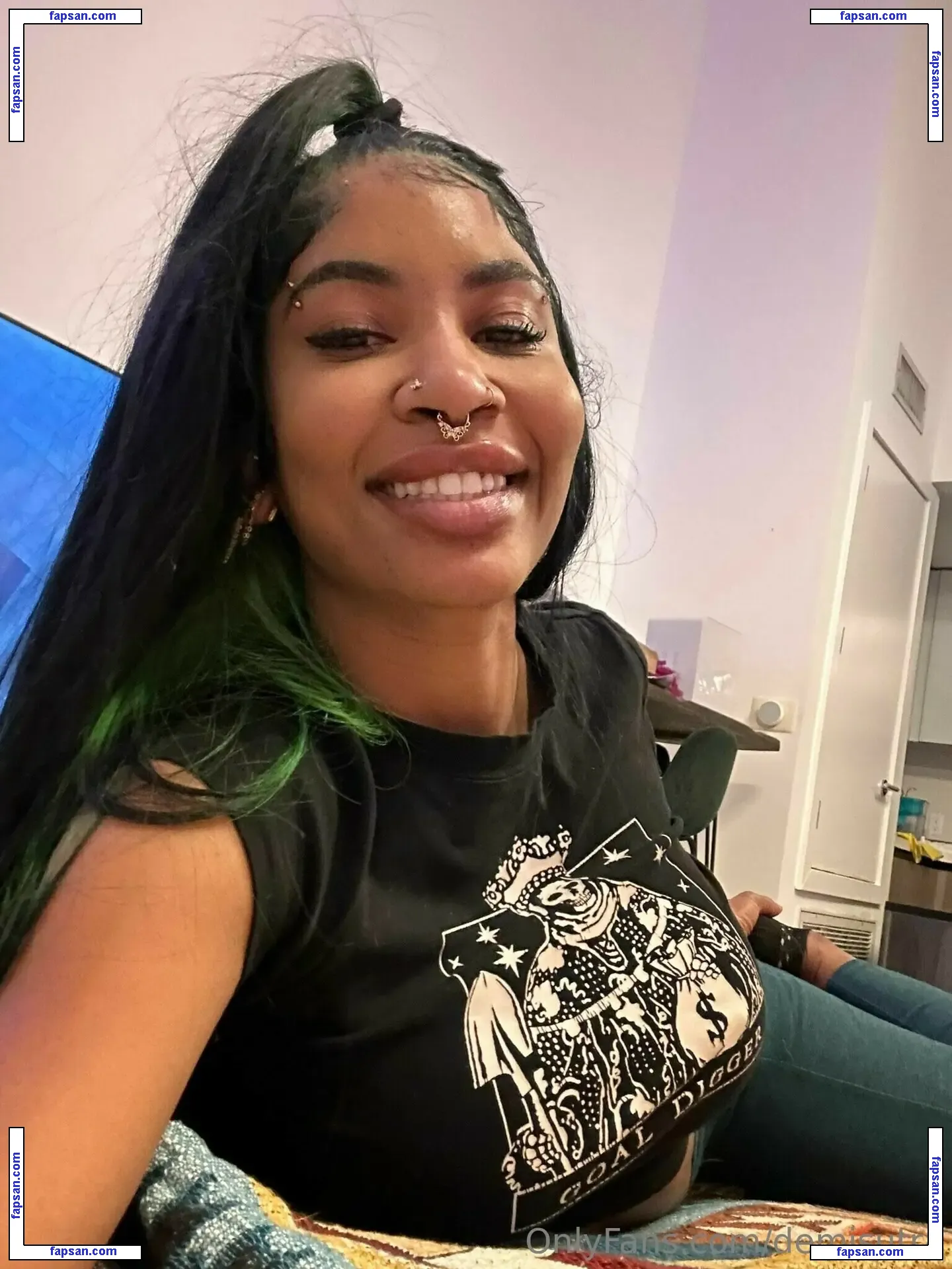 Demi Sutra nude photo #0363 from OnlyFans
