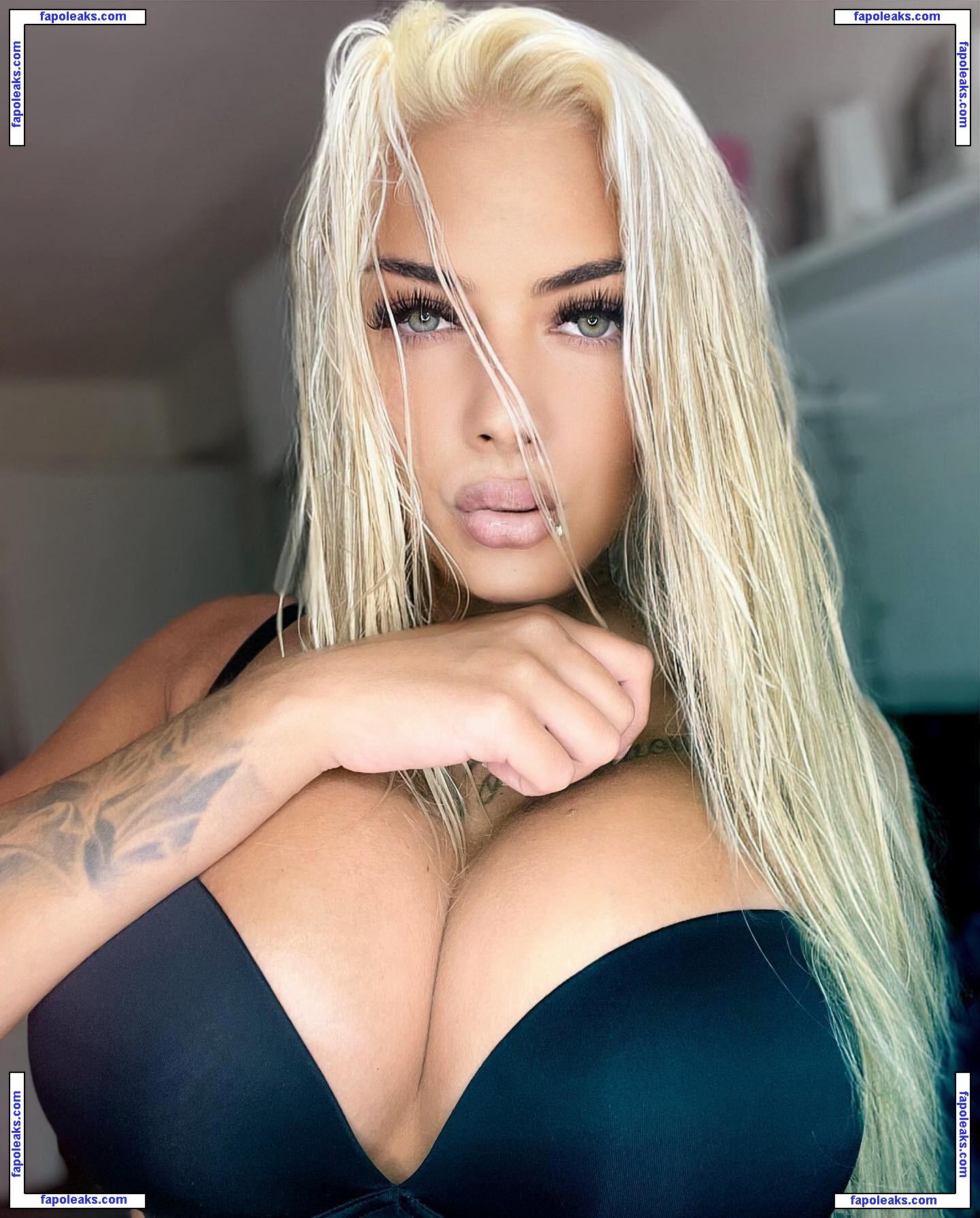 Deminecka nude photo #0001 from OnlyFans