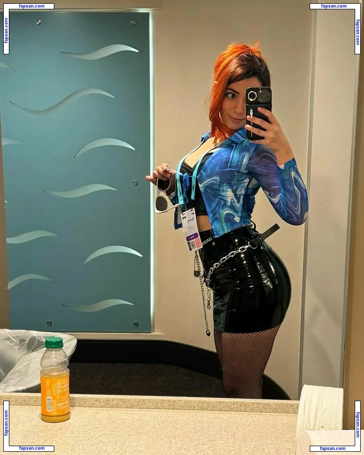 Denims nude photo #0146 from OnlyFans