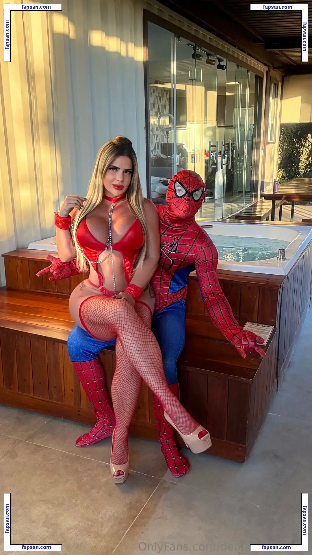 deniserochafree nude photo #0012 from OnlyFans