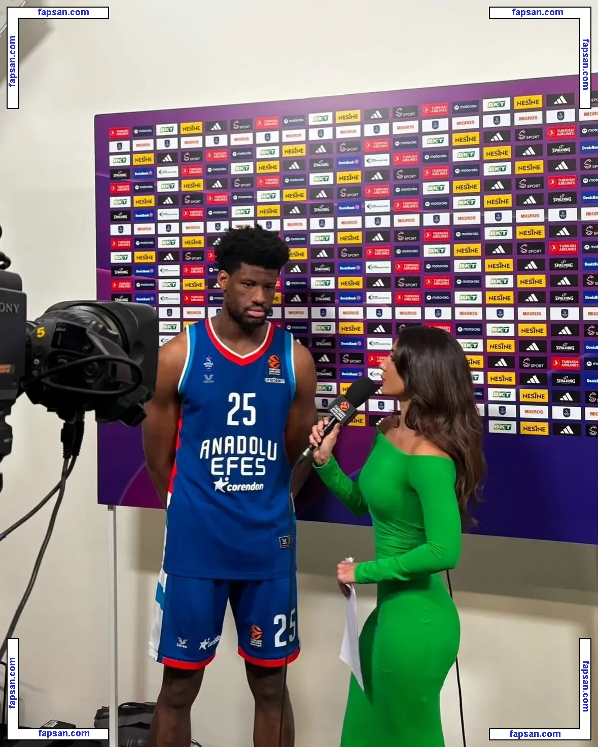 denizzaksoy nude photo #0007 from OnlyFans