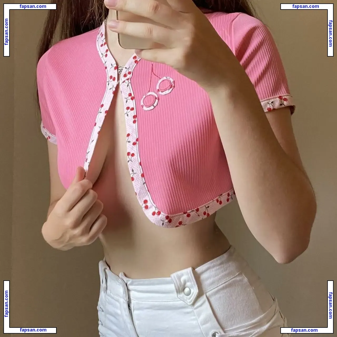 Depop Wins nude photo #0080 from OnlyFans