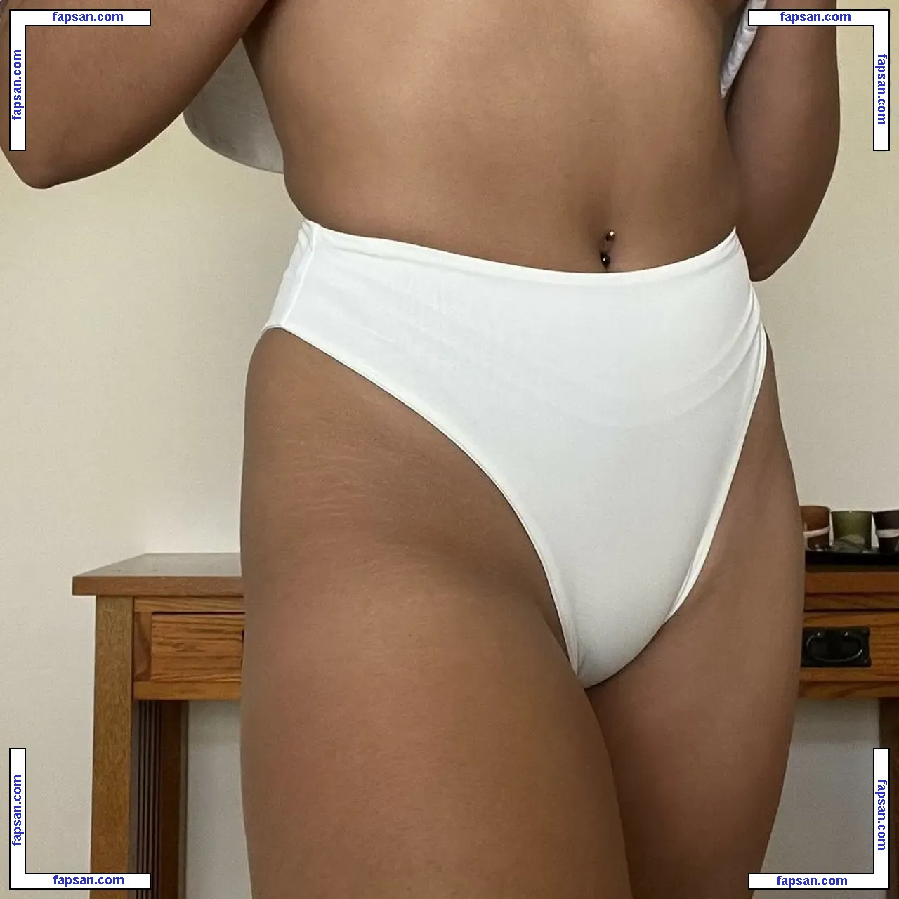 Depop Wins nude photo #0136 from OnlyFans