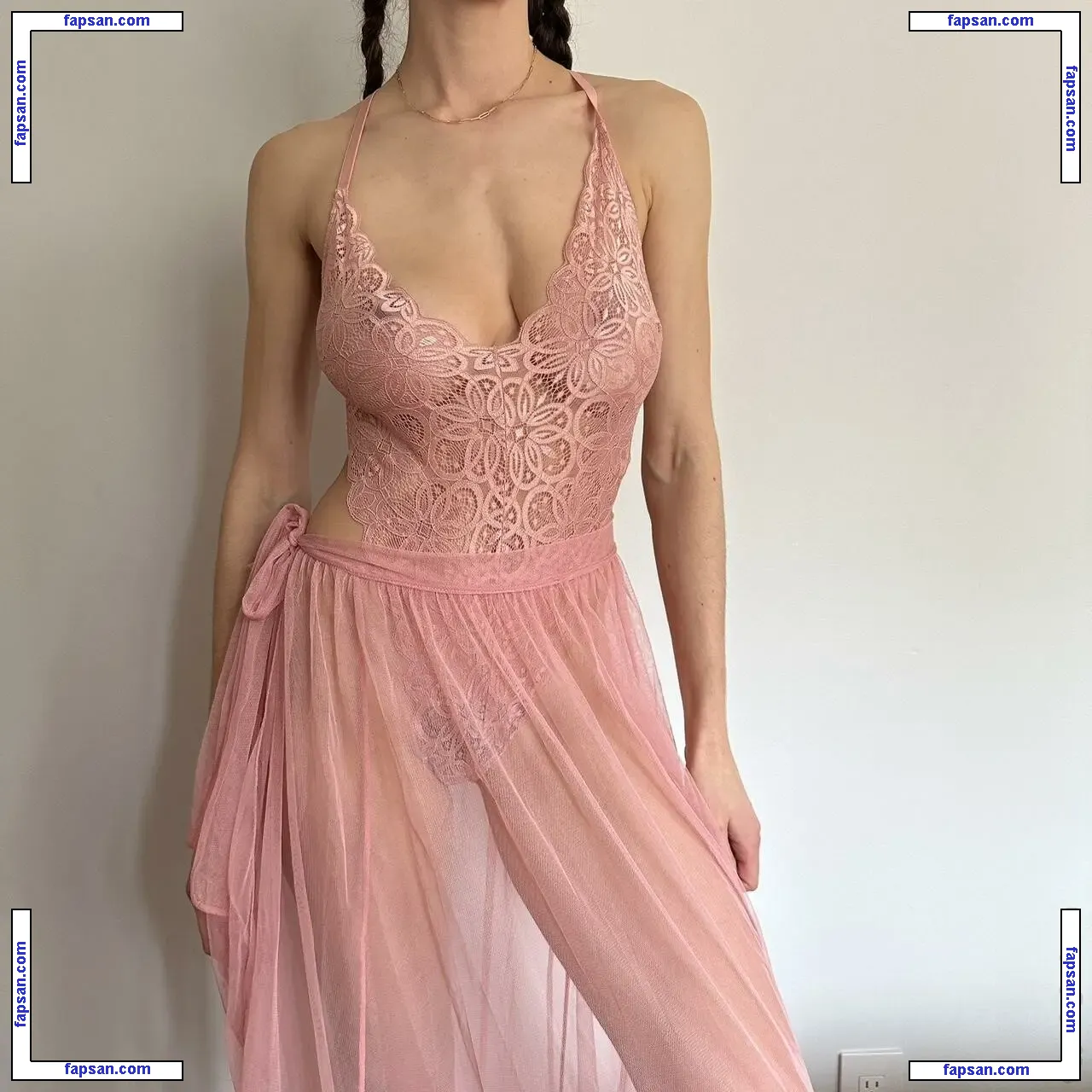 Depop Wins nude photo #0152 from OnlyFans