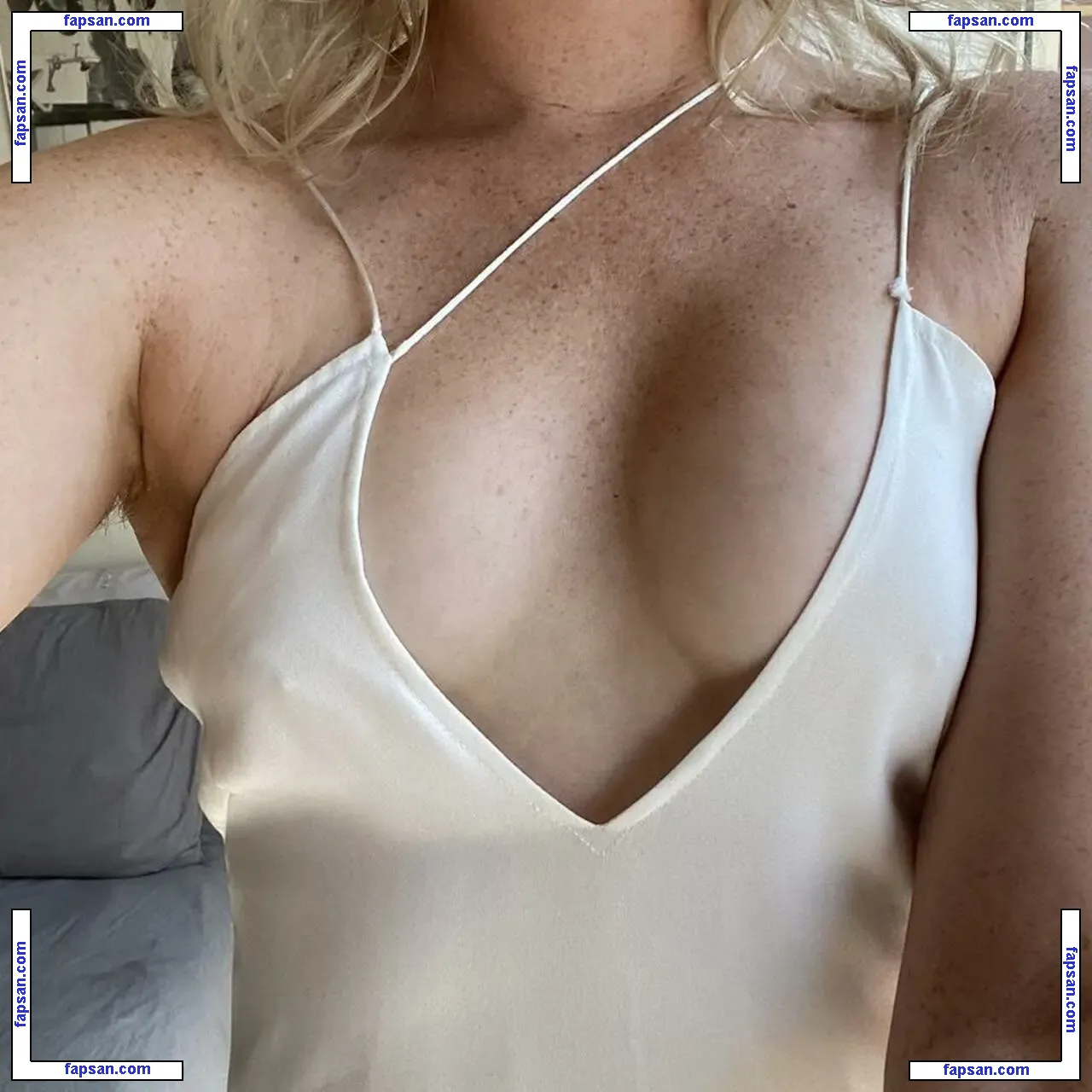 Depop Wins nude photo #0160 from OnlyFans
