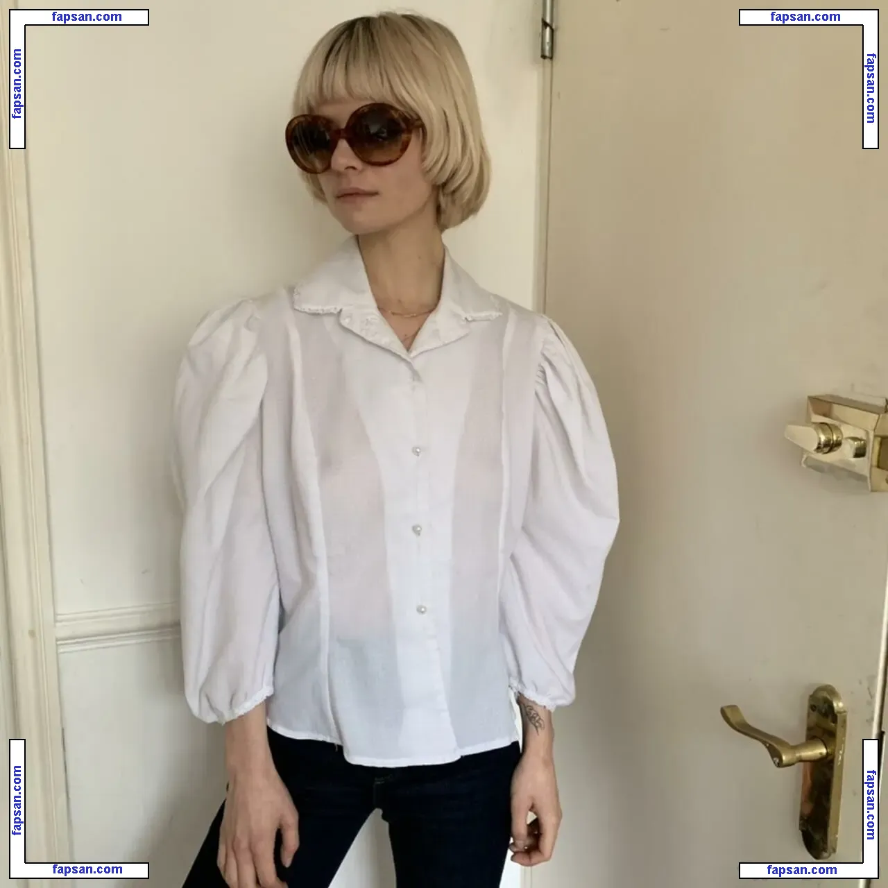 Depop Wins nude photo #0166 from OnlyFans