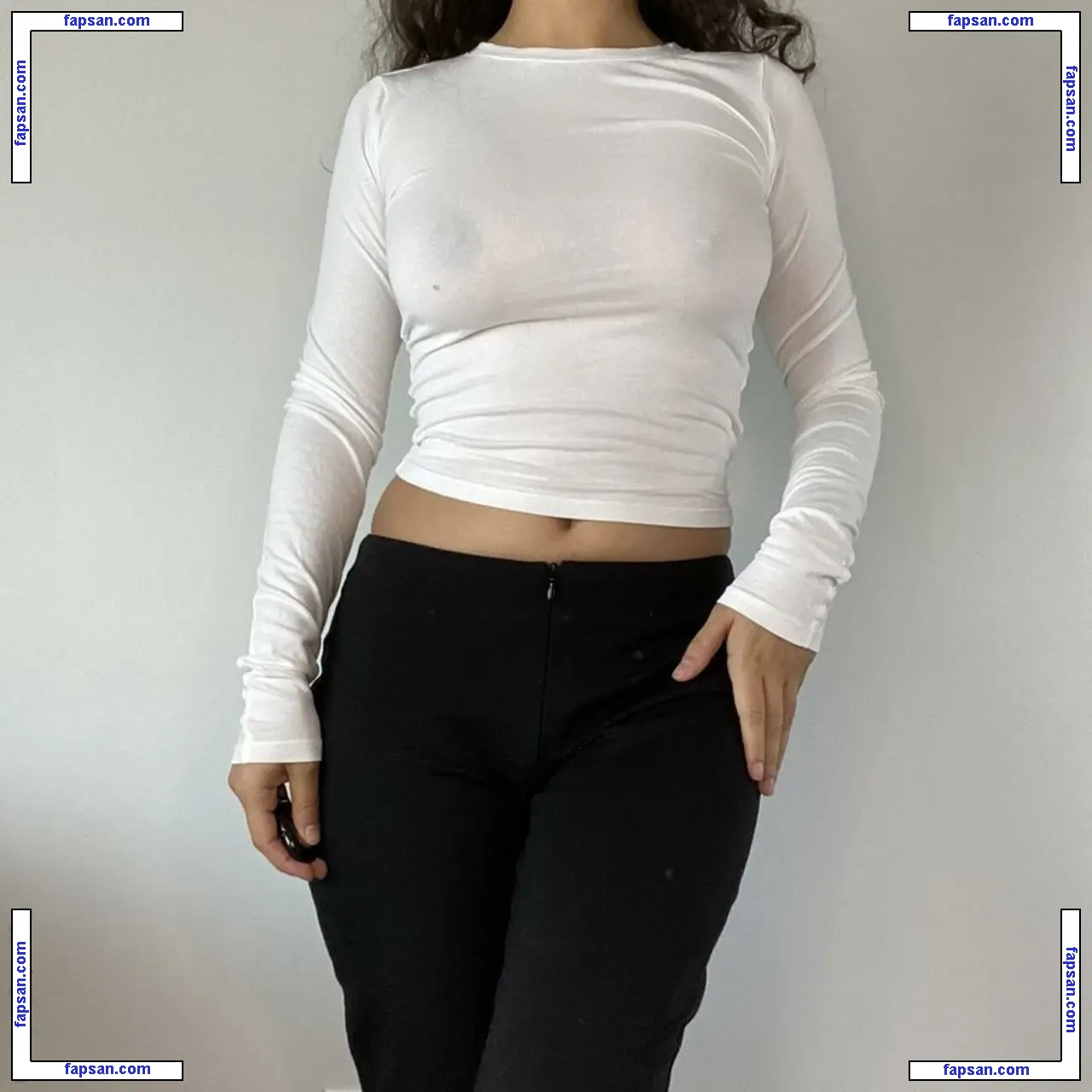 Depop Wins nude photo #0167 from OnlyFans