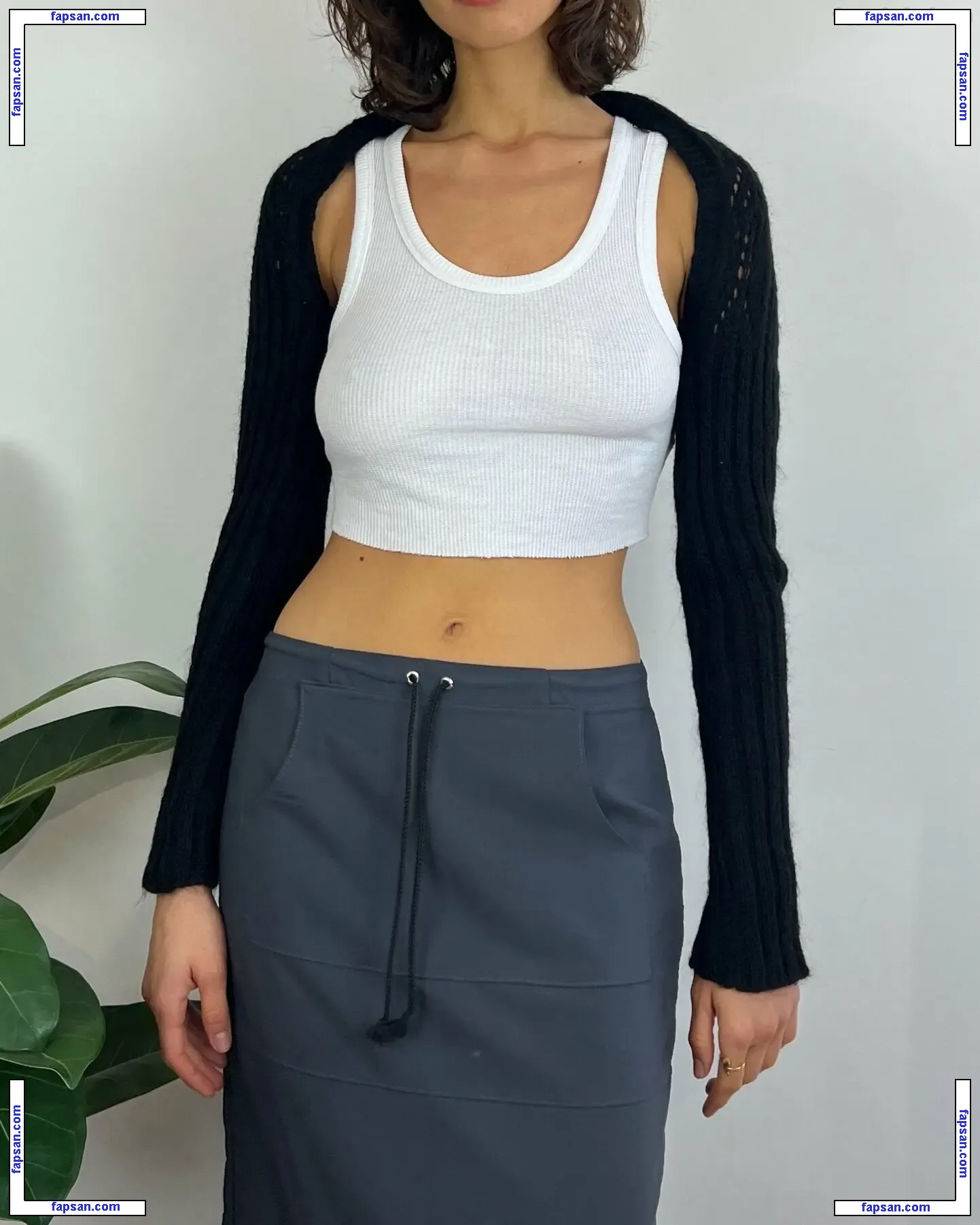 Depop Wins nude photo #0278 from OnlyFans