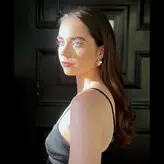 Des Jardins голая #0003