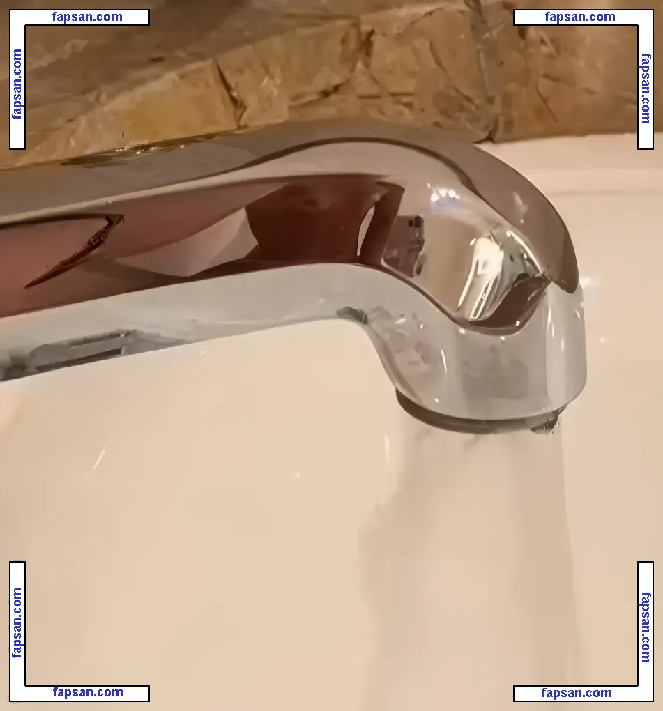 Desi Johnson nude photo #0143 from OnlyFans