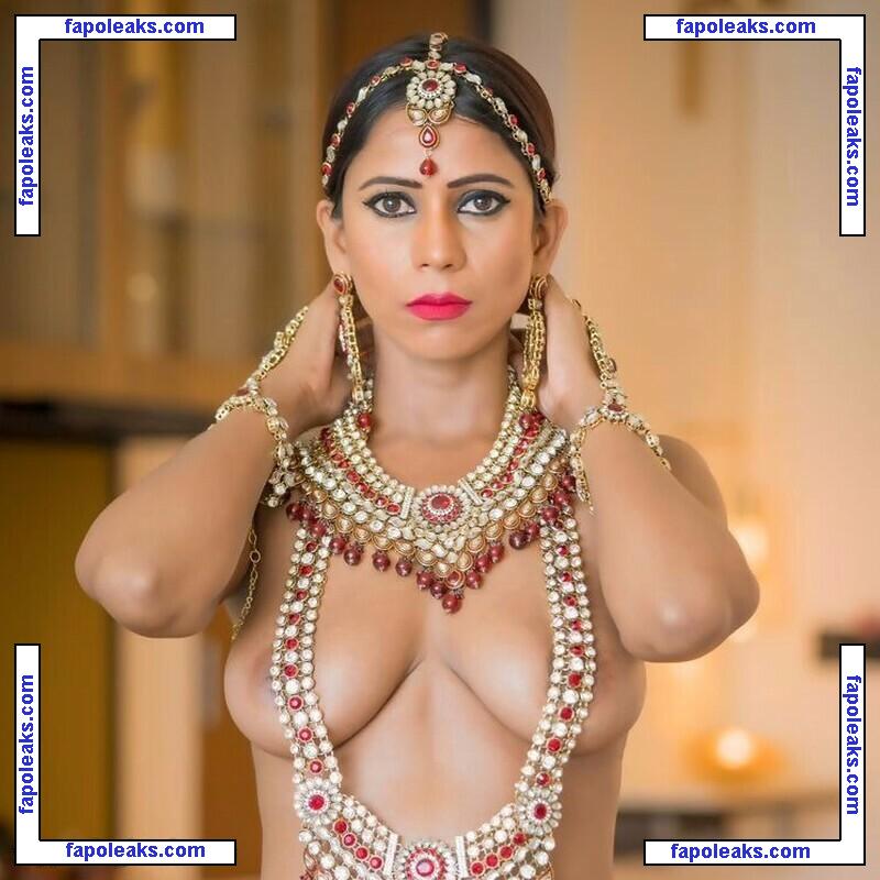 Desi Viral Collection / desi_viral_collections nude photo #0206 from OnlyFans