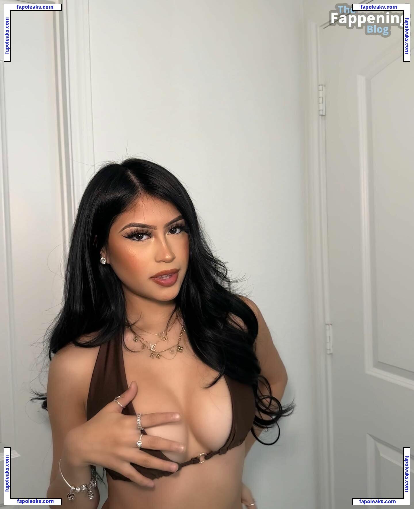 Desiree Montoya / desireemontoya nude photo #0037 from OnlyFans