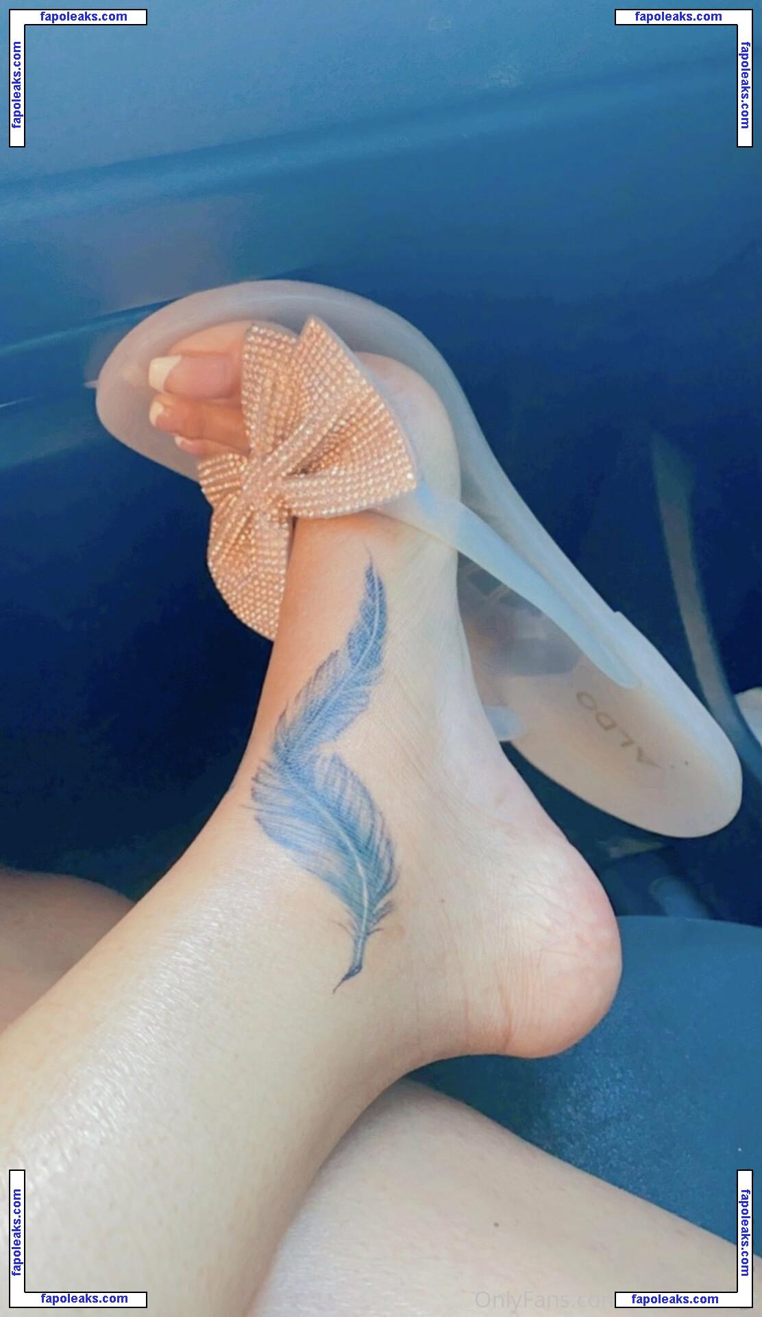 desireesfeet / desirees.feet nude photo #0022 from OnlyFans