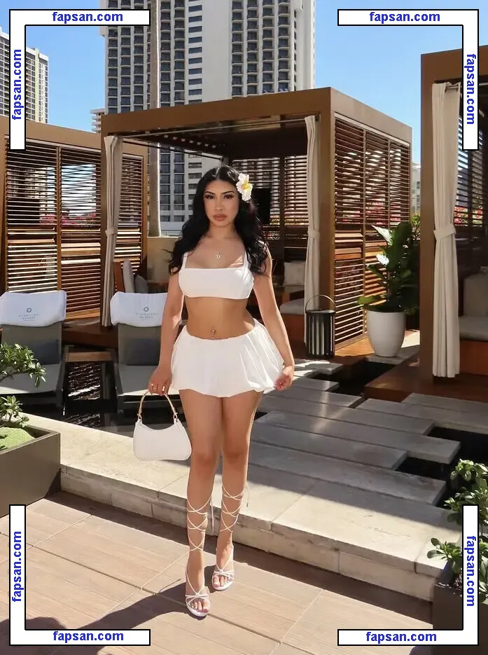 Desvx nude photo #0003 from OnlyFans