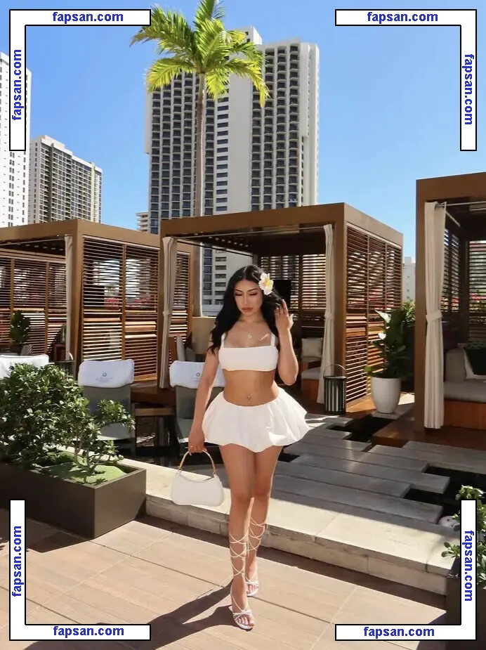 Desvx nude photo #0018 from OnlyFans