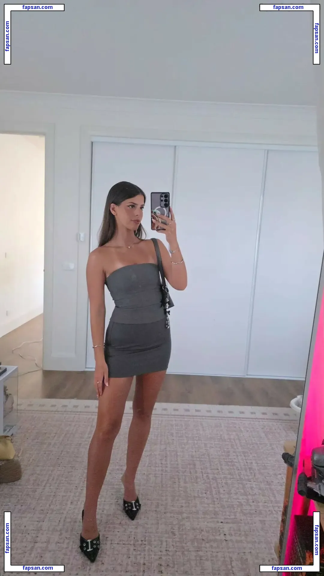 Develique nude photo #0272 from OnlyFans