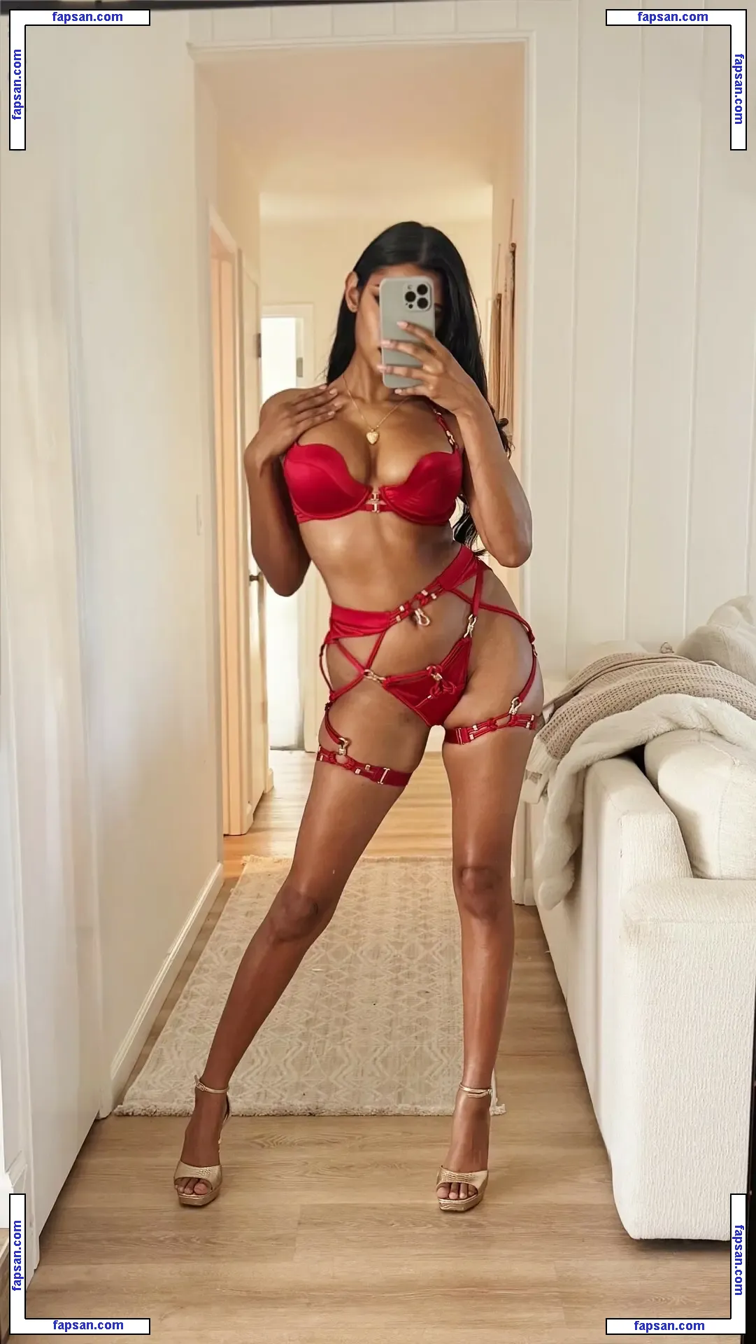 Devi Chai голая фото #0010 с Онлифанс