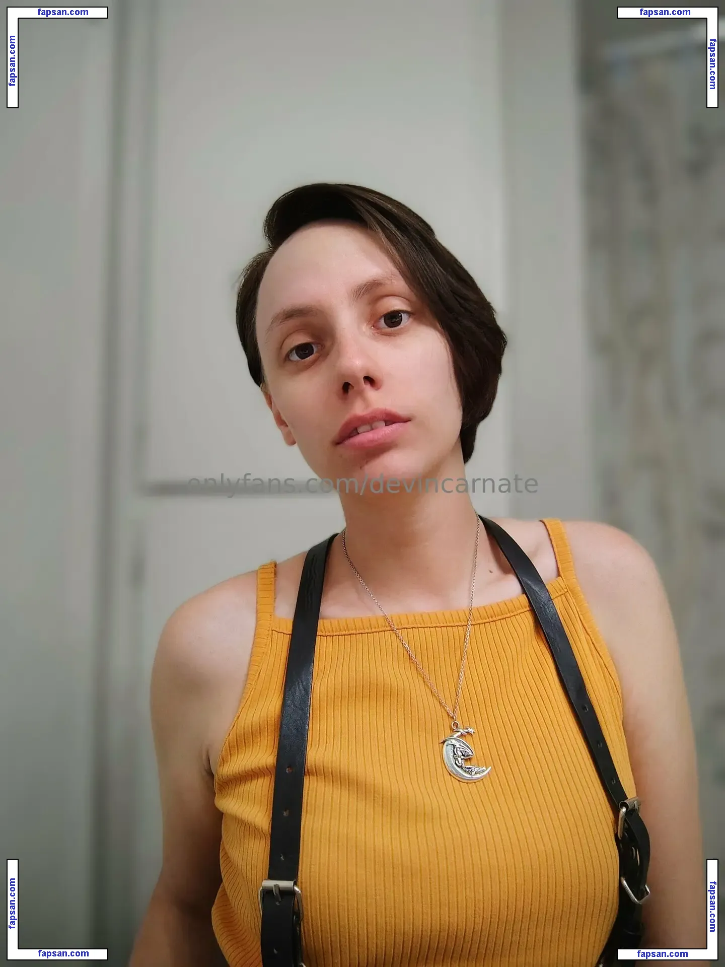devinincarnate голая фото #0018 с Онлифанс