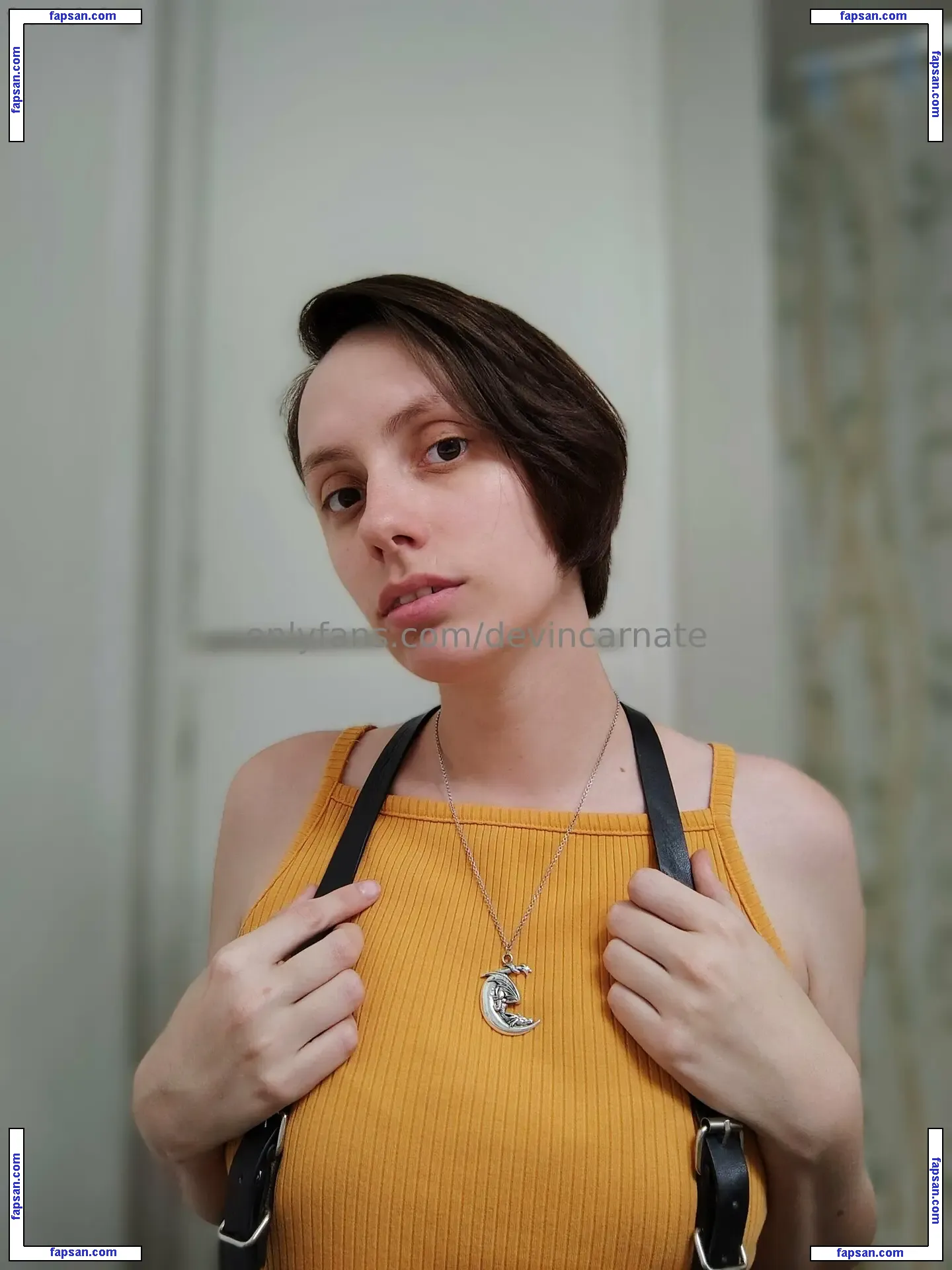 devinincarnate голая фото #0019 с Онлифанс