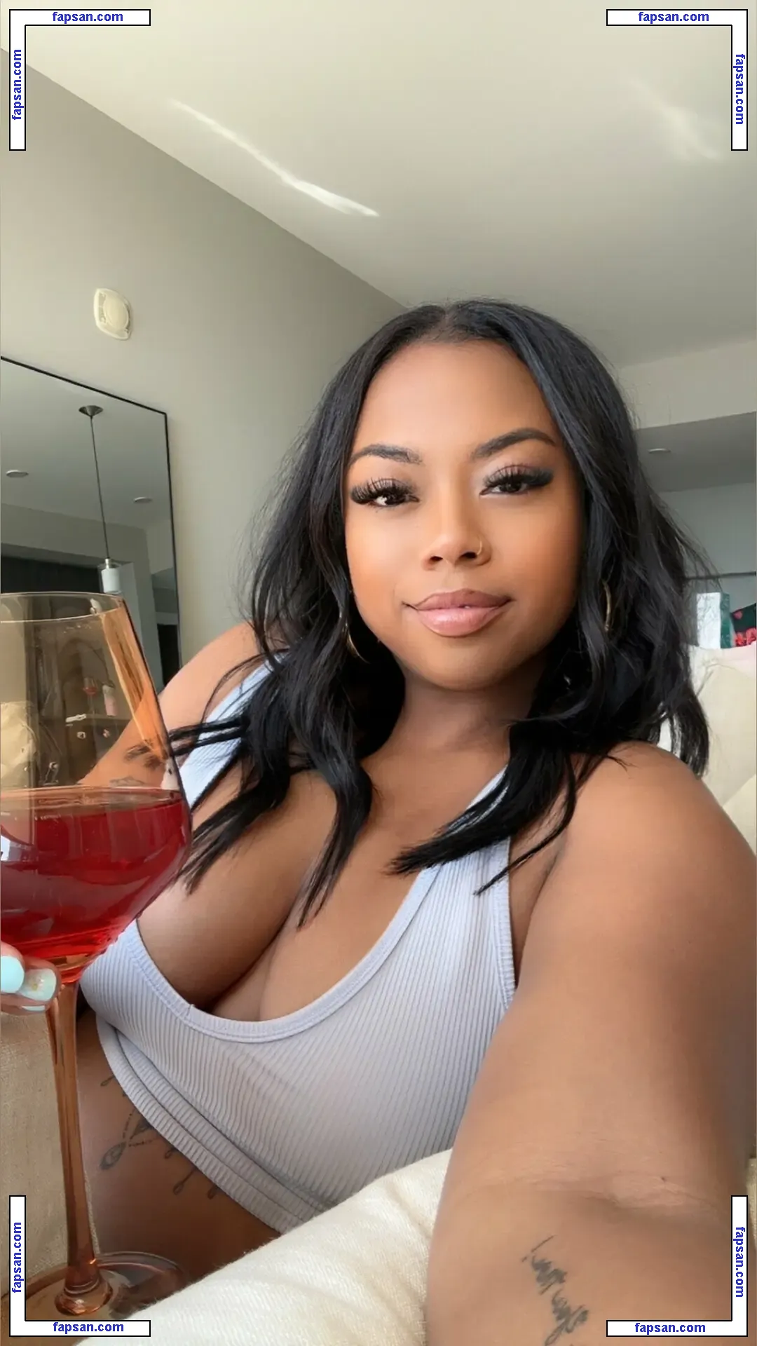 Devyn Sky голая фото #0004 с Онлифанс