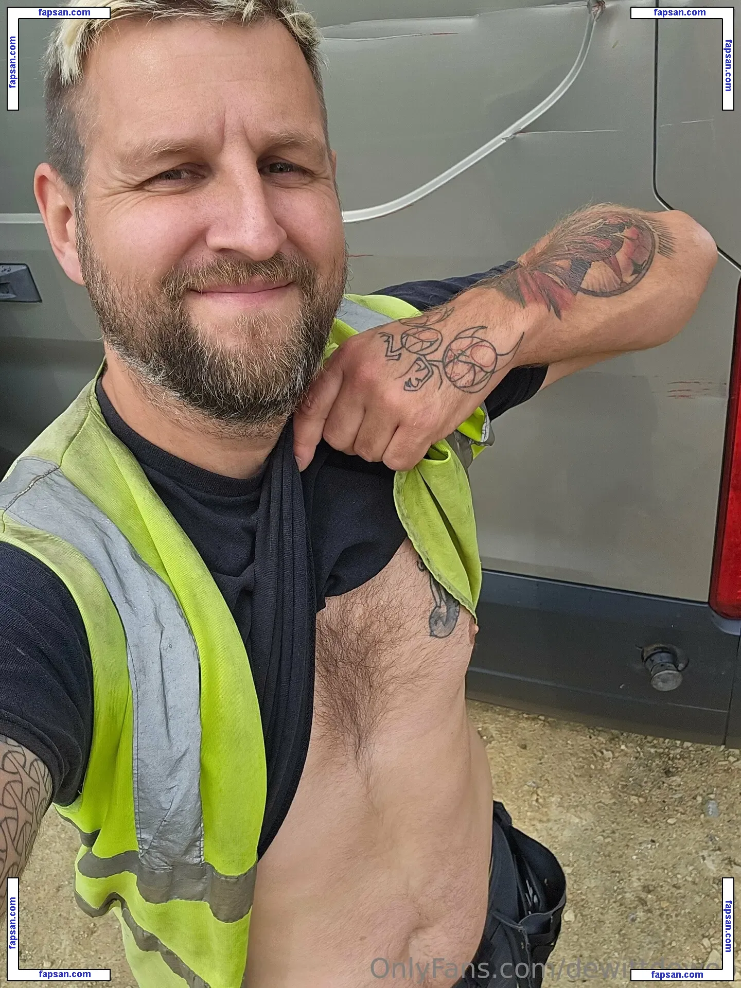 dewittdewoo nude photo #0007 from OnlyFans