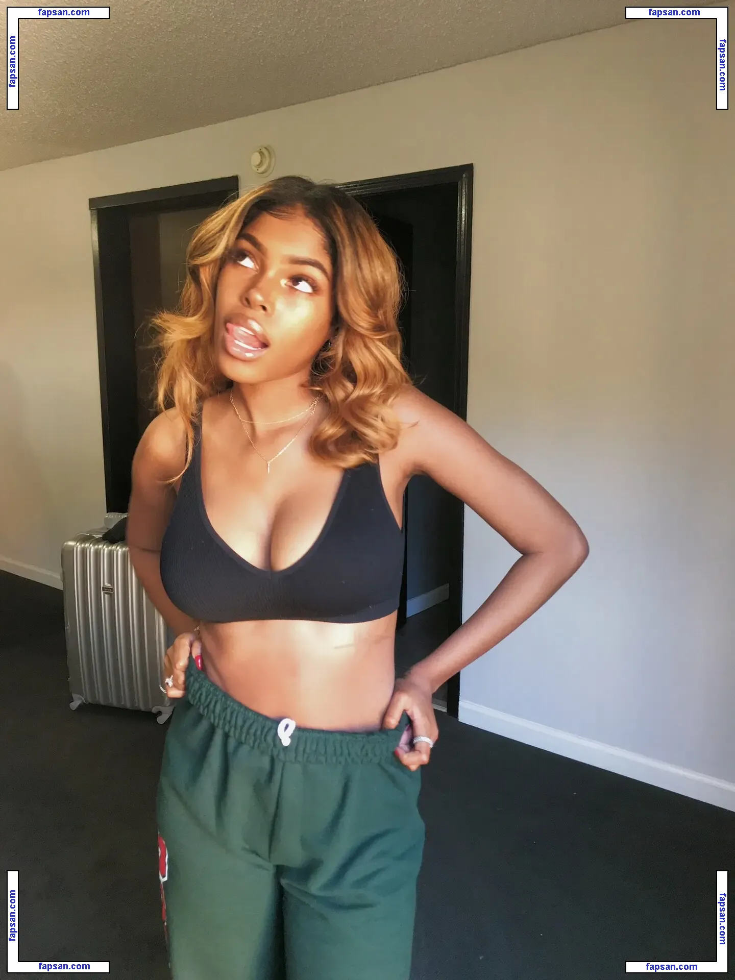 Diamond White nude photo #0011 from OnlyFans