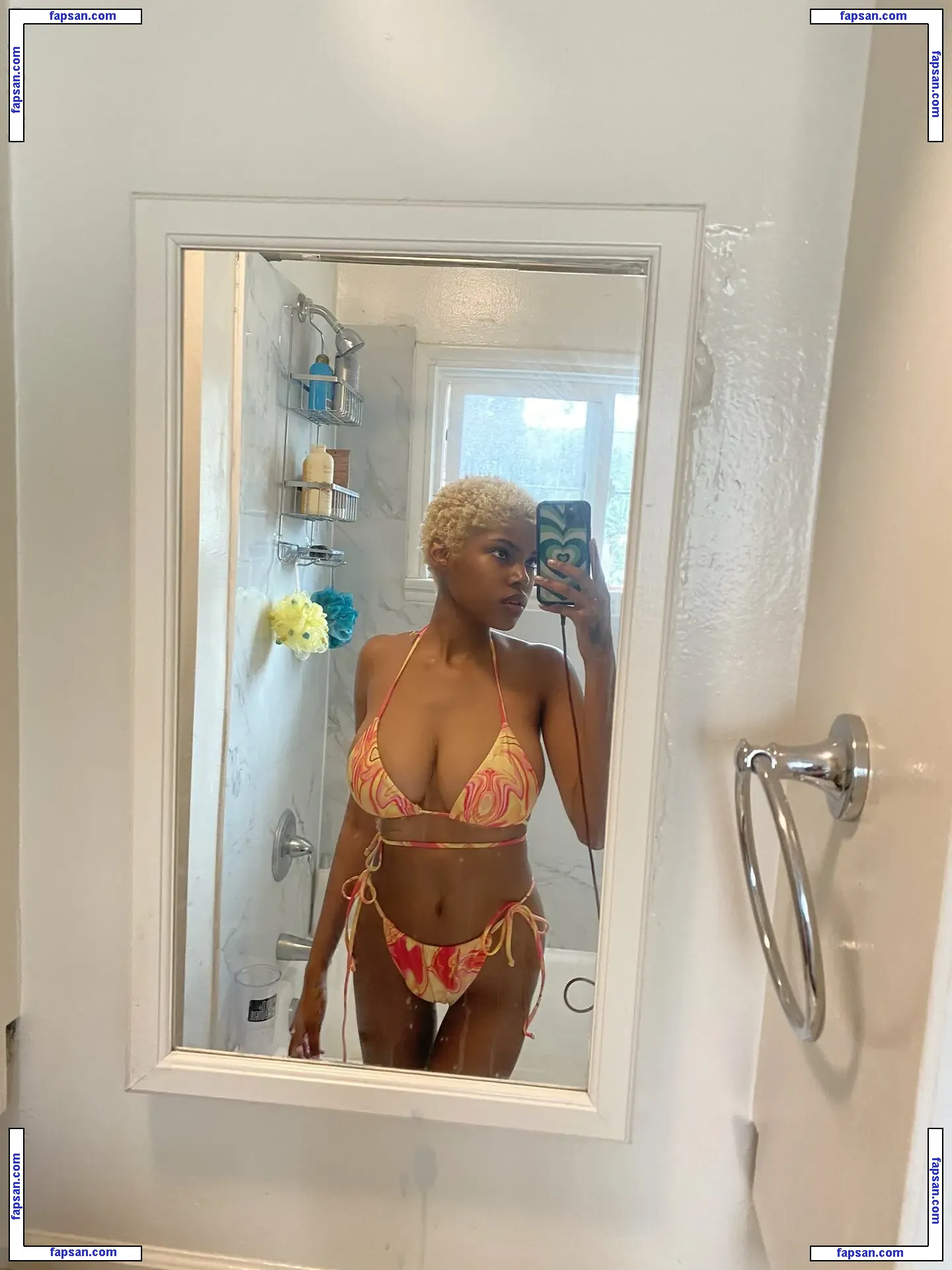 Diamond White nude photo #0018 from OnlyFans
