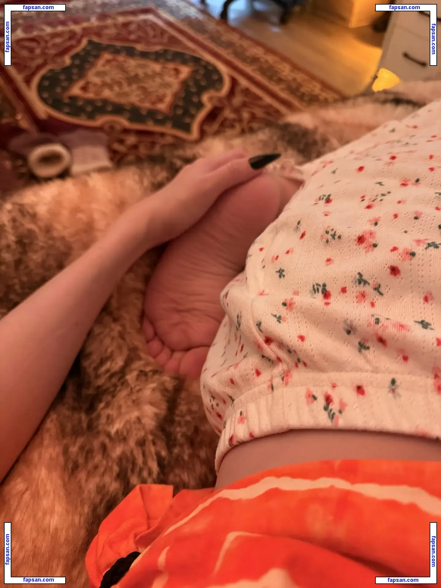 diamondnips голая фото #0002 с Онлифанс