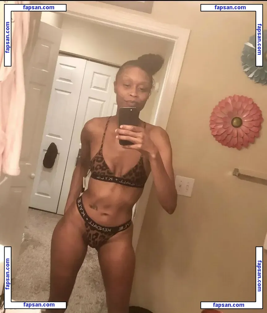 Diamonique nude photo #0001 from OnlyFans