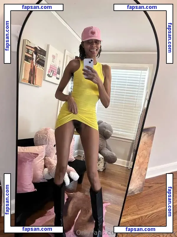 Diamonique nude photo #0004 from OnlyFans