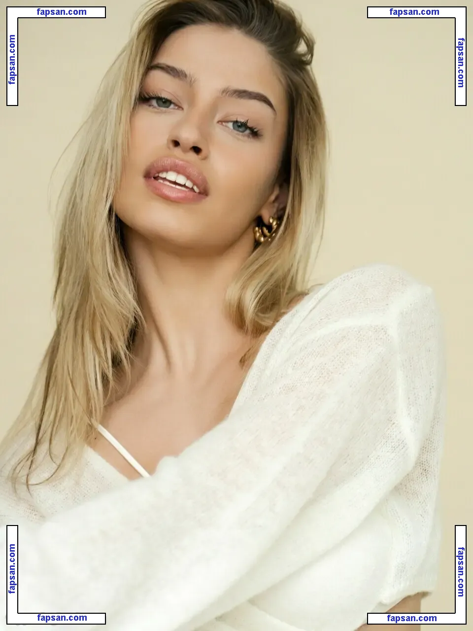 Diana Plikena nude photo #0010 from OnlyFans