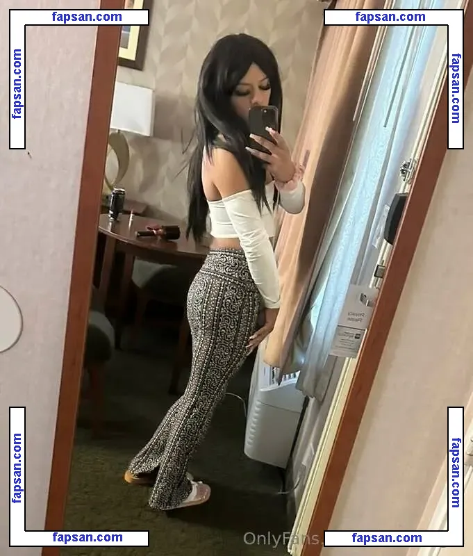 dianacdgirl nude photo #0005 from OnlyFans