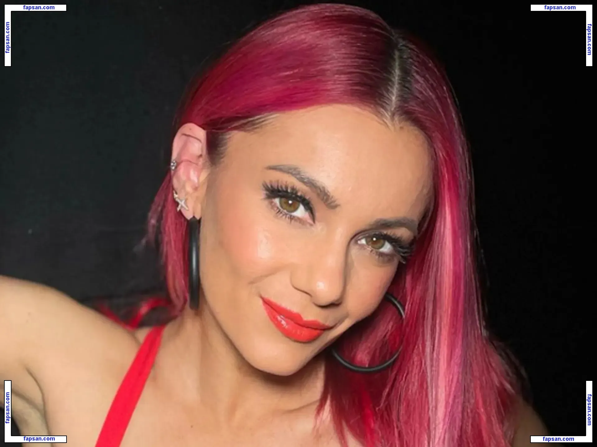 Dianne Buswell nude photo #0023 from OnlyFans