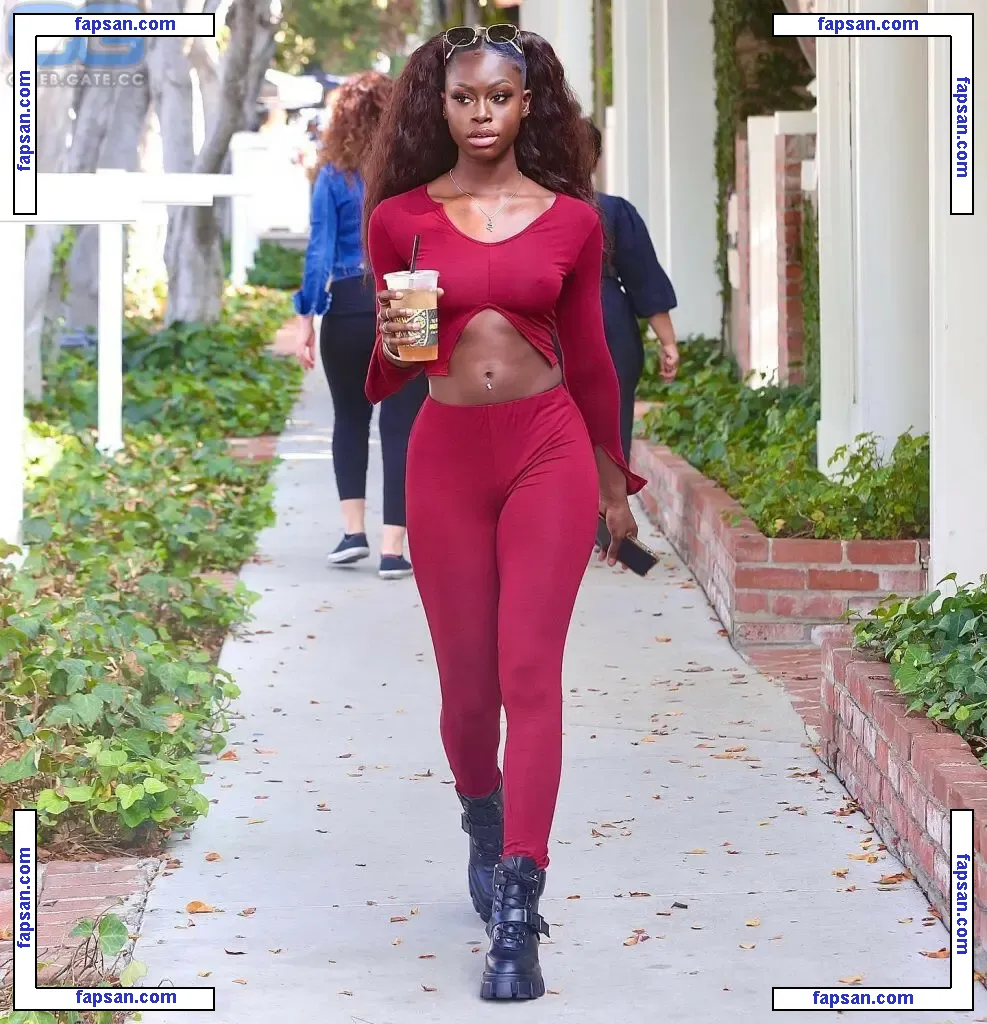 Diarra Sylla голая фото #0059 с Онлифанс