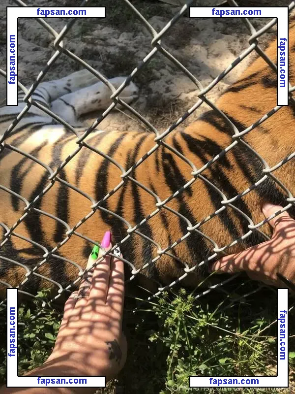 Dick Gobbler Tabby голая фото #0007 с Онлифанс