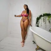 Diggsandco голая #0001