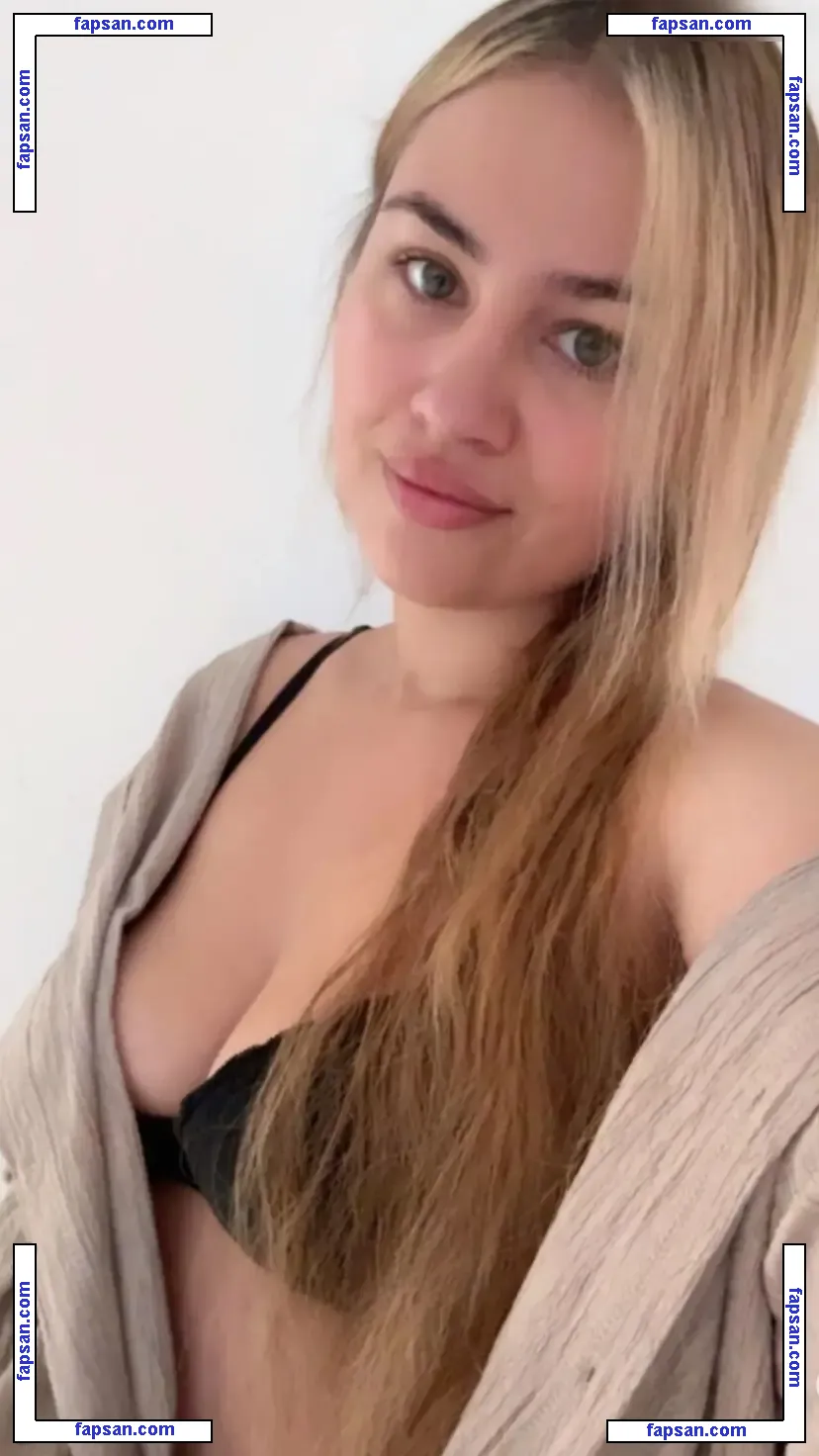 Dilan nude photo #0002 from OnlyFans