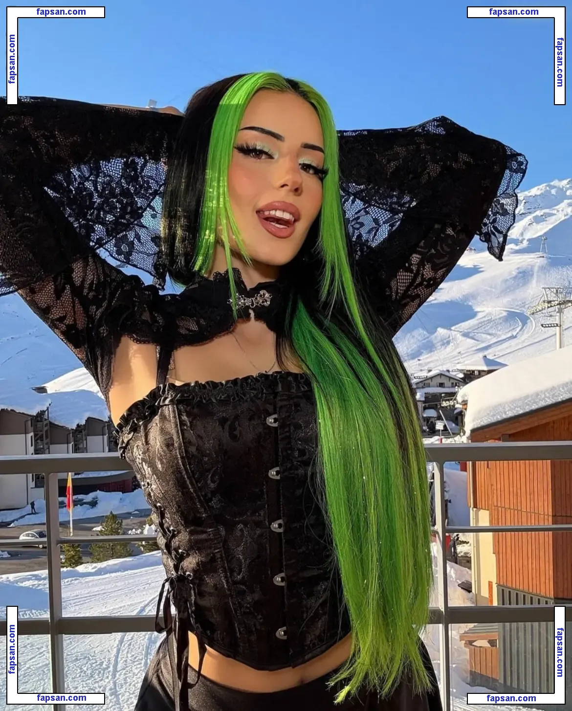 Dilaraa nude photo #0103 from OnlyFans